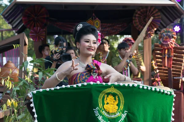 Бангкок Таиланд Января 2019 Года Неопознанный Танцор Танцует Северо Восточный — стоковое фото