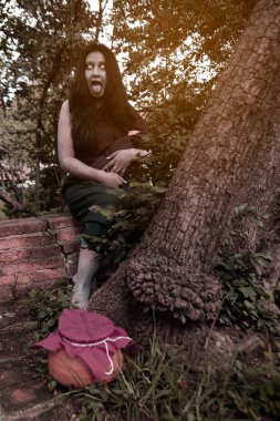 Tarih görünür geleneksel kostüm Antik Tay hayalet. Tay geleneksel stil elbise teklik, tipik Tay elbise giyen kadın, Hayalet, Cadılar Bayramı kadın ve şeytan kadın kavramı. 