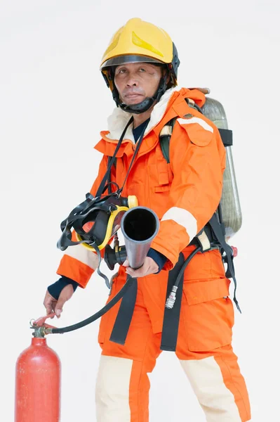 Retrato Bombeiro Asiático Uniforme Proteção Vermelho Máscara Capacete Com Extintor — Fotografia de Stock