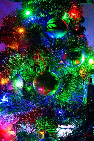 Christmas Tree Toys Garlands Close — Stock Photo, Image
