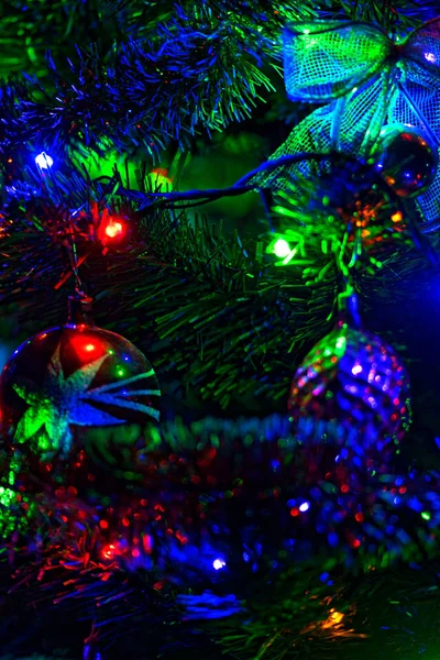 Christmas Tree Toys Garlands Close — Stock Photo, Image