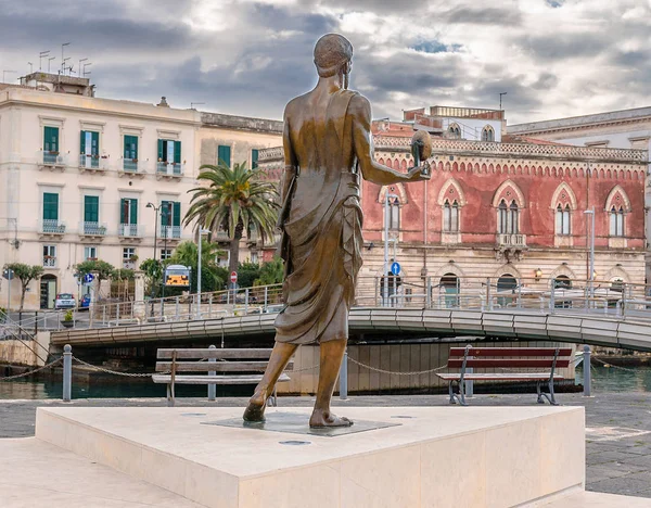 Siracusa Sicilia Estatua Arquímedes — Foto de Stock