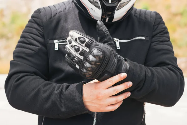 Biker Puts His Gloves Ride His Bike — Stock Photo, Image