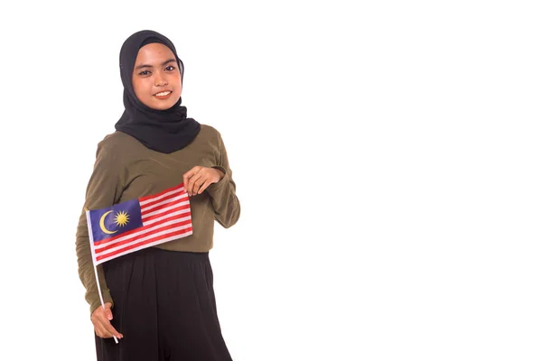 Malezya Bayrağını Elinde Tutan Mutlu Genç Malezyalı Kız Beyaz Arka — Stok fotoğraf