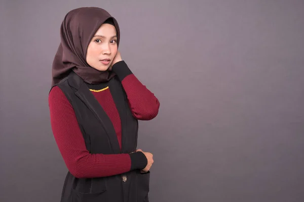 Hijab Fashion Malaysian Fille Portant Hijab Robe Décontractée — Photo