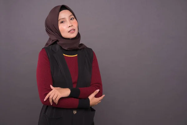 Hijab Fashion Malaysiska Flicka Bär Hijab Och Casual Klänning — Stockfoto