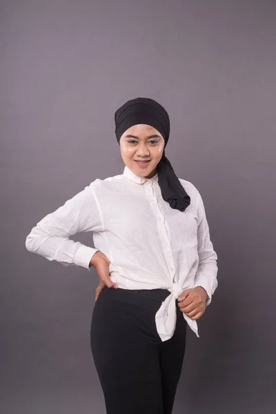 Портрет Молодой Азиатской Девушки Turban Hijab Моды Мусульманских Подростков — стоковое фото