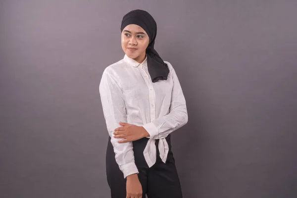 Portraiture Young Asian Girl Wearing Turban Hijab Fashion Muslim Teenager — Stock Photo, Image