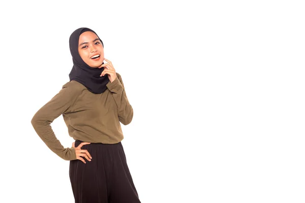 Casual Hijab Fashion Cute Moslim Meisje Met Casual Jurk Hijab — Stockfoto