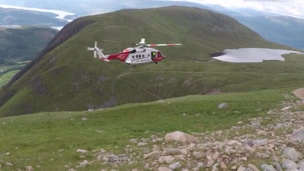 Fort William Skócia Hegyi Helikopter Mentési Akció Parti Őrség Ben — Stock videók