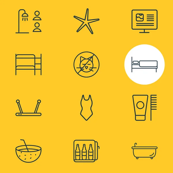 Ilustración de 12 iconos de vacaciones estilo de línea. Conjunto editable de cama de dos pisos, router, traje de baño y otros elementos del icono . —  Fotos de Stock