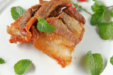 Kızarmış domuz eti veya derin kızarmış domuz eti Tay gıda (Tay gıda)