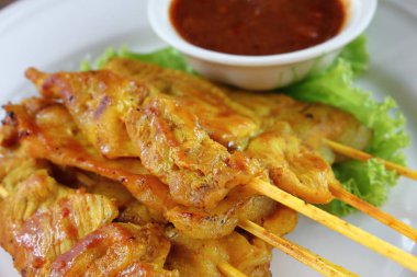 lezzetli yemek fıstık soslu domuz eti Satay