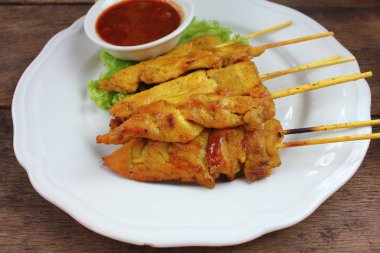 lezzetli yemek fıstık soslu domuz eti Satay