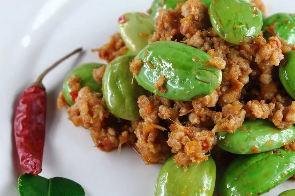 Cerdo Frito Picante Con Comida Frijoles Apestosos Tailandia —  Fotos de Stock