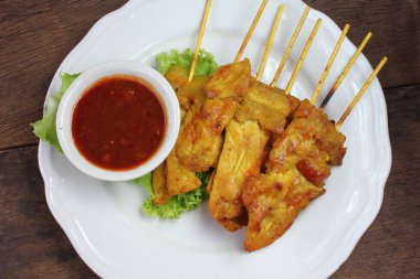 lezzetli yemek fıstık soslu domuz eti Satay