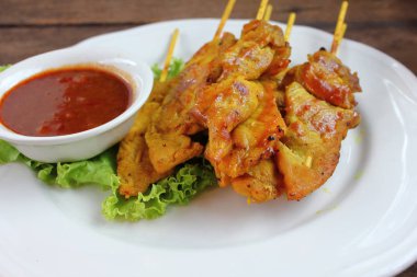 lezzetli yemek fıstık soslu domuz eti Satay