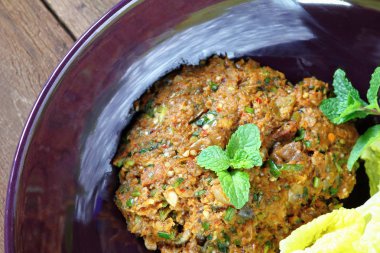 tay gıda ot lezzetli baharatlı kıyılmış yayın balığı