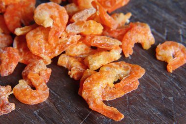 kurutulmuş karides balığı yığını