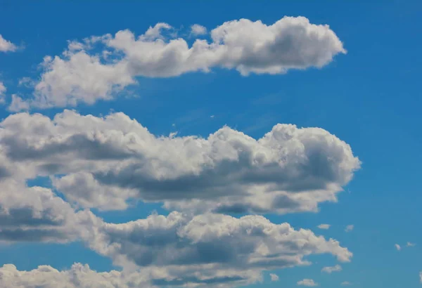 Fantastic soft white clouds against blue sky — Stock Photo, Image