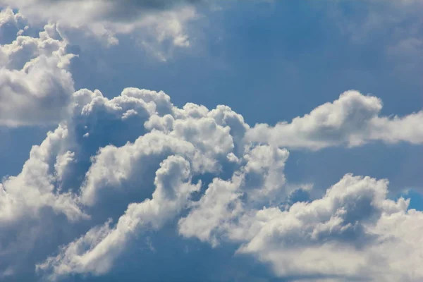 Fantastic soft white clouds against blue sky — Stock Photo, Image