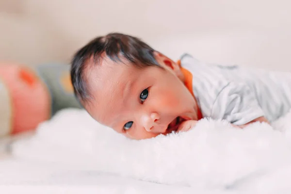 Closeup Portrait Newborn Baby Girl Looking Camera — Stock Photo, Image