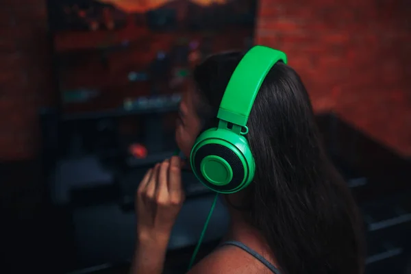 Sports Menina Jogando Jogo Estratégia Vídeo Comunidade Steam Esports Club — Fotografia de Stock