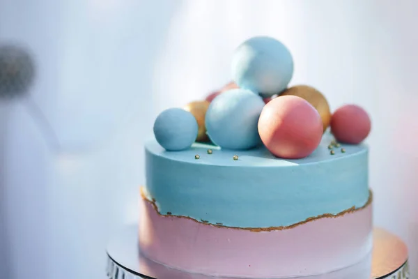 Katlı Pasta Iki Tonlu Pastanın Altı Pembe Üstü Mavi Pastanın — Stok fotoğraf