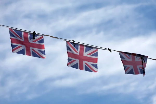 Ve日を祝うために赤 青の英国の旗バンティング — ストック写真