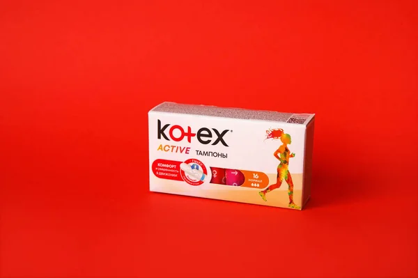 Харков Украина Декабря 2019 Года Коробка Тампонов Критических Дней Kotex — стоковое фото