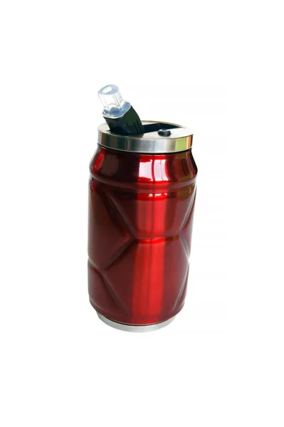 白色の背景に金属製の赤いタイトサーモカップが隔離されています 飲み物を保つ コーヒー ココアホット 地球を救うためにプラスチック使い捨て食器の拒否の概念 ステンレス製の魔法瓶エコトレンドを使用 — ストック写真