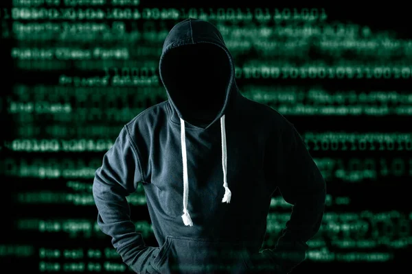 Hacker Standing Blurred Binary Code Image Backdrop — 图库照片
