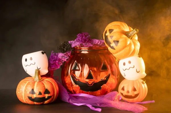 Abóbora Halloween Que Põe Contexto Cor Preta Conceito Halloween Festival — Fotografia de Stock