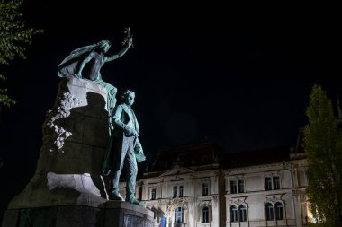 Ljubljana, Slovenya - 13 Ağustos 2020: Fransa 'nın en büyük şairi Preseren' in heykeli.