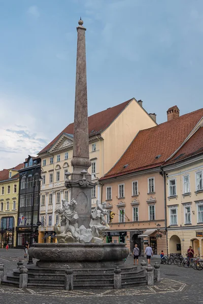 Ljubljana Slovenien Augusti 2020 Francesco Robbas Historiska Fontän Ljubljanas Gamla — Stockfoto