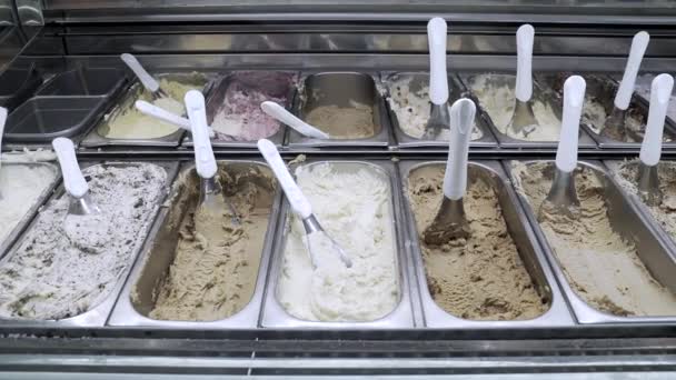 Menton France Juillet 2020 Des Bols Crème Glacée Différentes Saveurs — Video