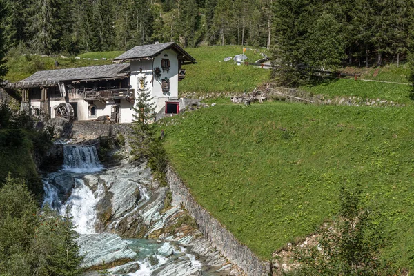 Sappada Italia Septiembre 2020 Idílico Molino Agua Abandonado Sappada Pueblo —  Fotos de Stock