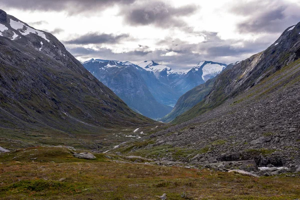 Prachtige Natuur Van Noorwegen Met Zijn Adembenemende Bergketens Landschappen — Stockfoto