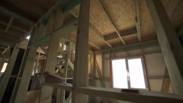 Frame house está em construção . — Vídeo de Stock