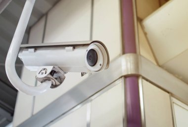 Güvenlik kontrolleri için CCTV yüklendi