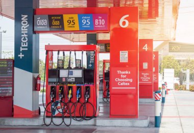 Caltex Servis İstasyonu Caltex, dünyada 60 'tan fazla ülkede kullanılan bir Chevron Corporation markasıdır. Bangkok, Tayland Tarihi 09032020
