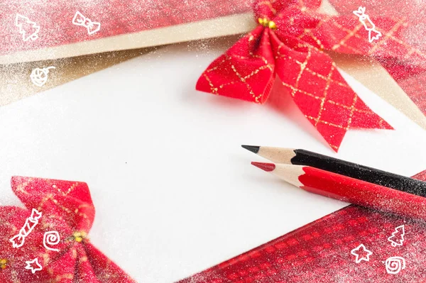 Sobre Artesanía Blanco Sobre Fondo Rojo Cuadros Arcos Navidad — Foto de Stock