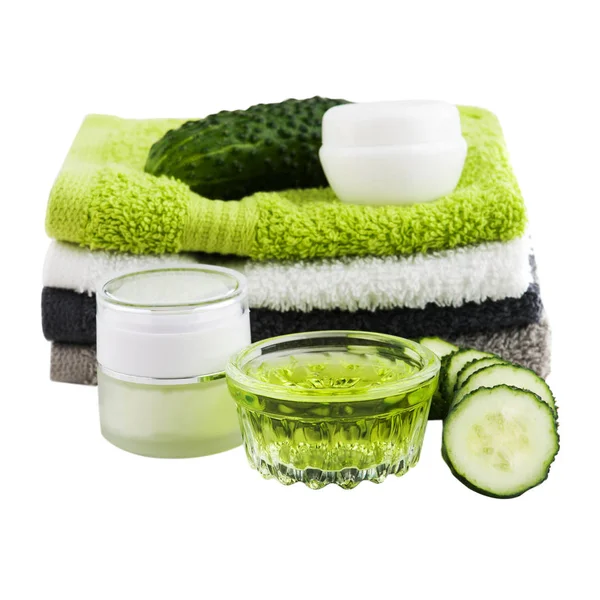 Organik losyon, krem beyaz izole, doğal salatalık kozmetik