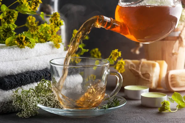 Taza de té y tetera —  Fotos de Stock