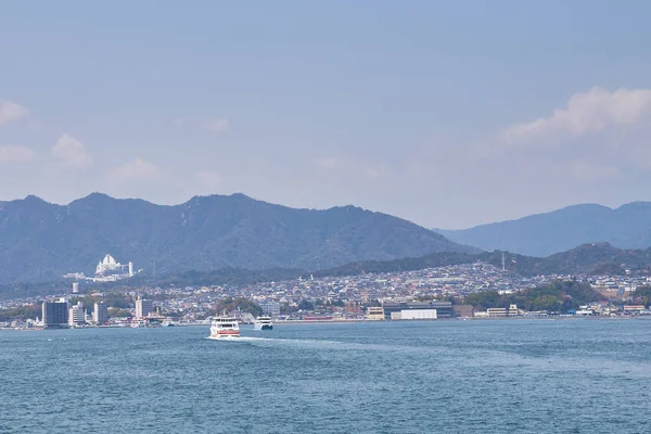 Hiroşima, Japonya Miyajima şehrinin güzel doğal manzaralı