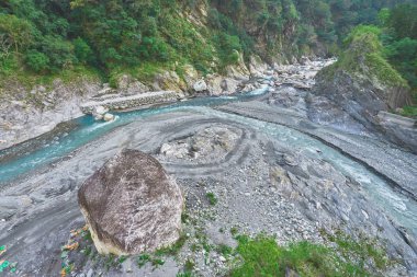 Tianxiang rekreasyon alanı Taroko Milli Parkı Hualien city, Tayvan'ın yakınında Shakadang Nehri'nin güzel doğal manzaralı.