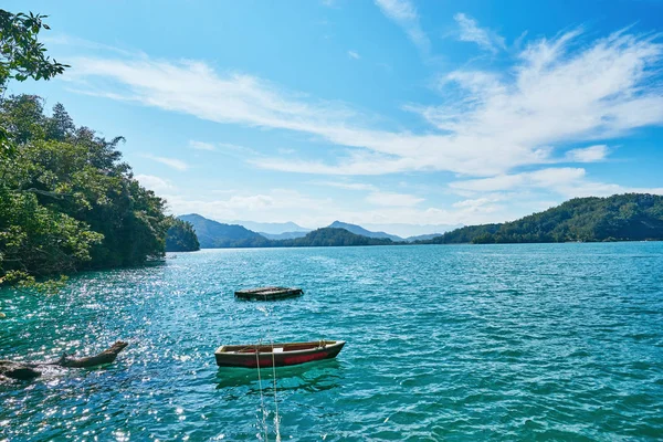 Piękna Natura Sielankowy Sun Moon Lake Okolicznych Gór Atrakcją Tym — Zdjęcie stockowe