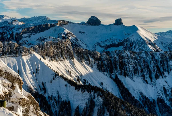 Sněhem Pokryté Hory Rochers Naye Švýcarsku Klidná Scéna Příroda Pozadí — Stock fotografie