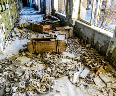 Pripyat şehrinin 1 numaralı okulu, Çernobil nükleer santraline yakın.