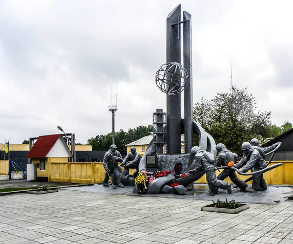Denkmal Vor Der Feuerwache Dorf Tschernobyl Der Ukraine — Stockfoto